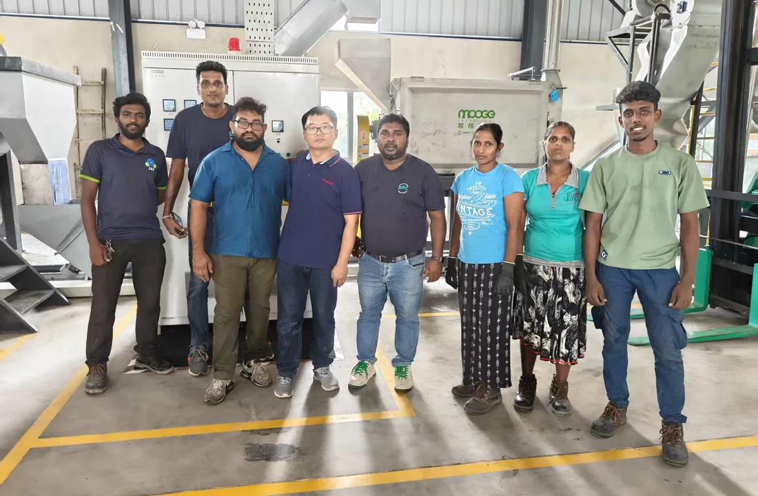 MOOGE customer consultation team